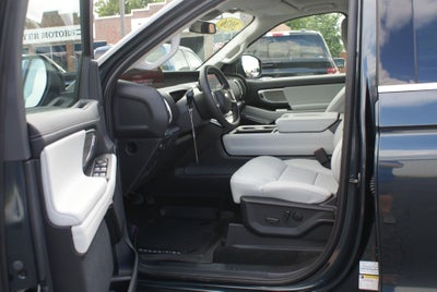 2026 Ford Expedition Max Platinum 4x4