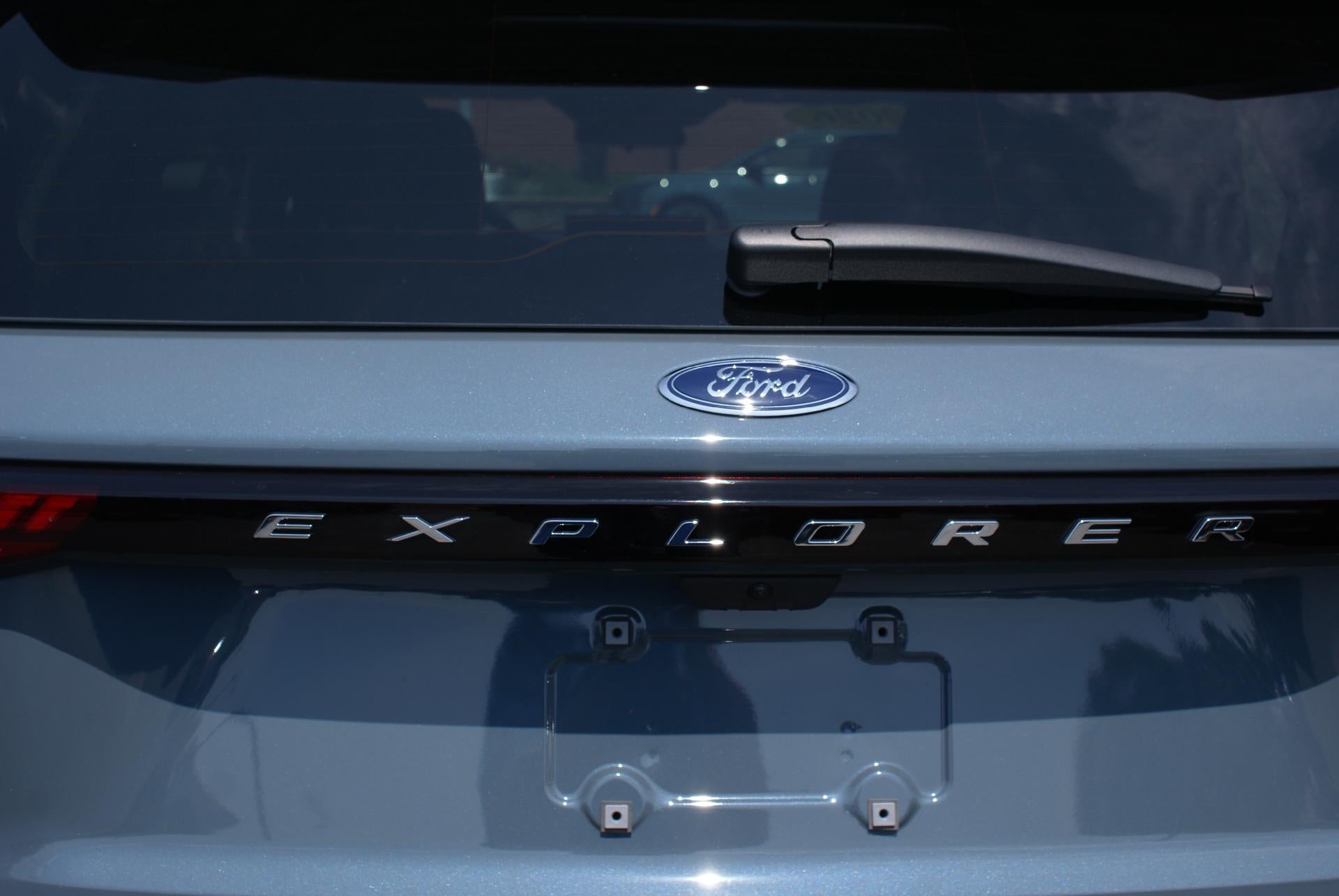 2026 Ford Explorer Active w/200A Pkg 4WD