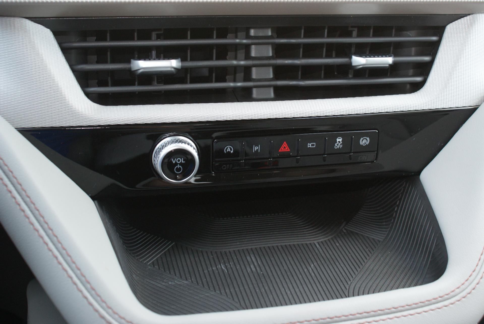 2026 Ford Explorer Active w/200A Pkg 4WD