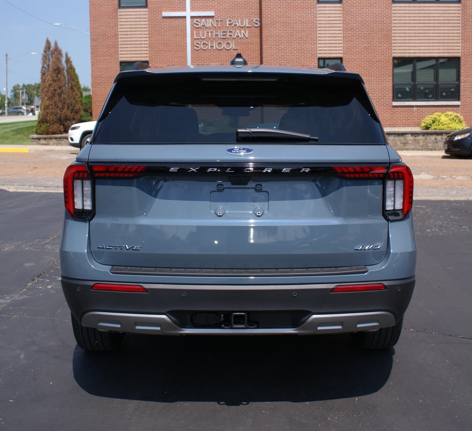 2026 Ford Explorer Active w/200A Pkg 4WD