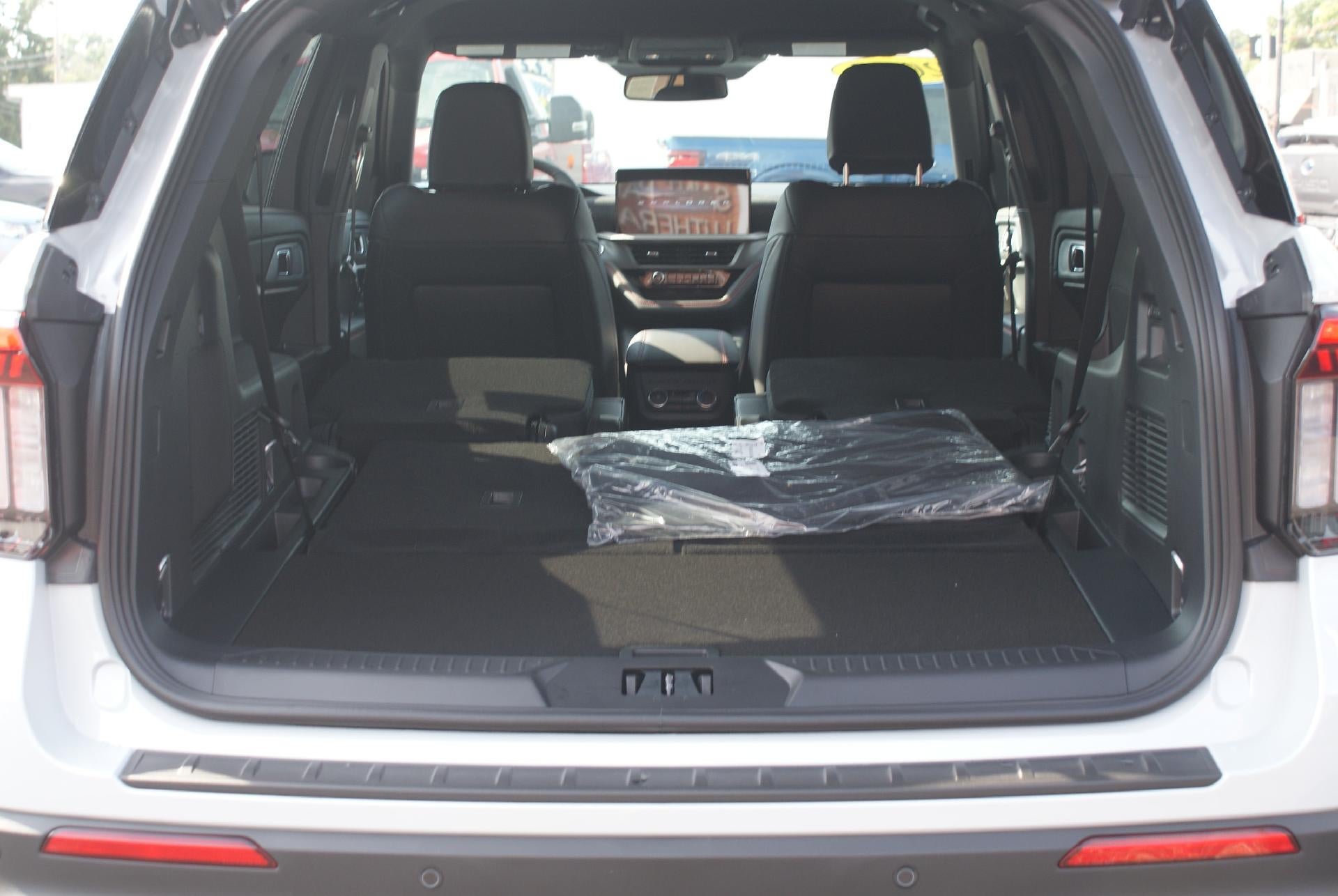 2026 Ford Explorer ST 4WD