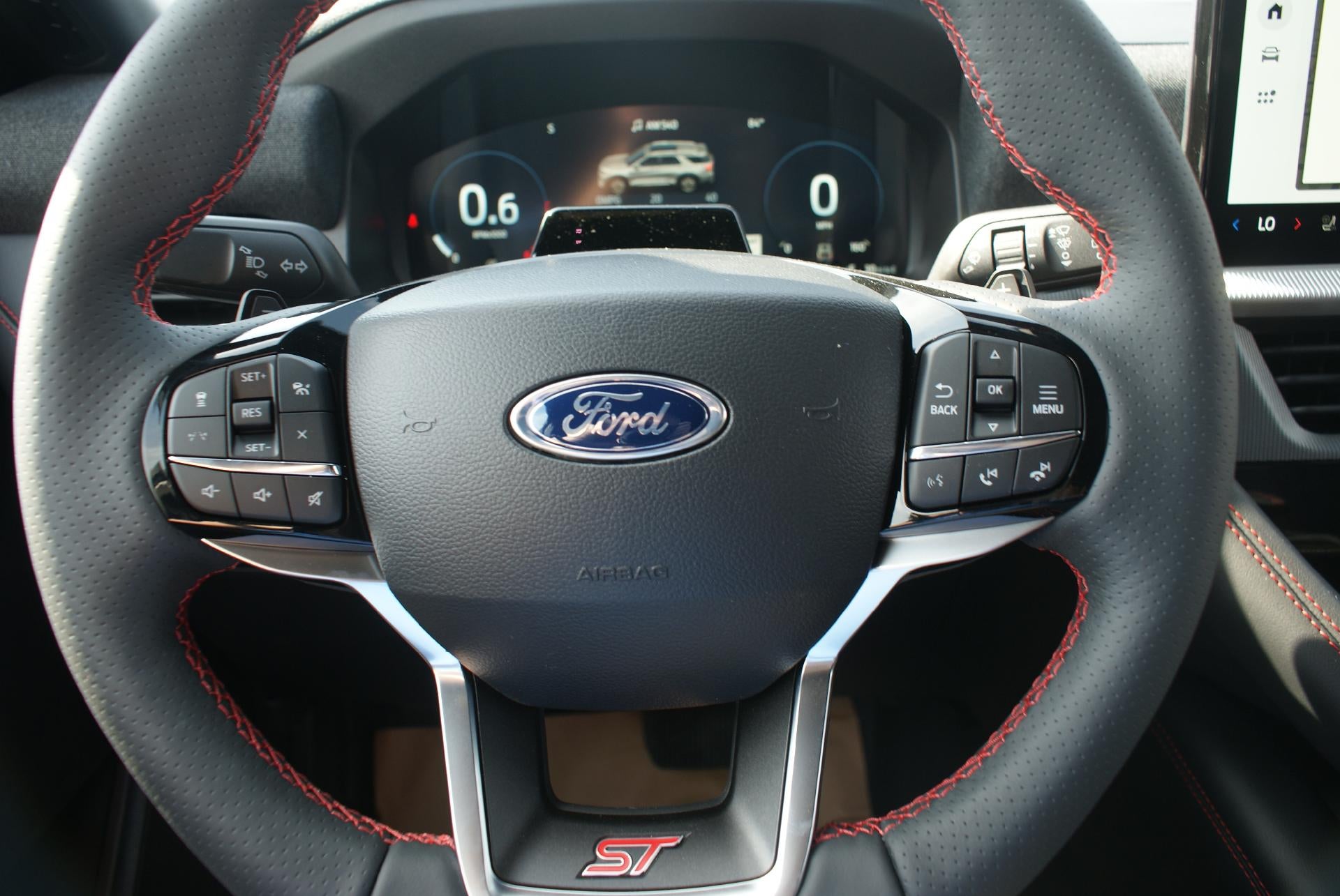 2026 Ford Explorer ST 4WD