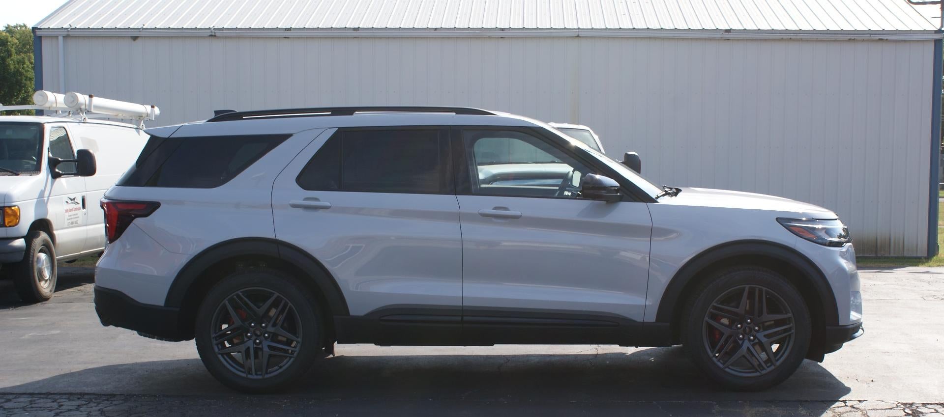 2026 Ford Explorer ST 4WD