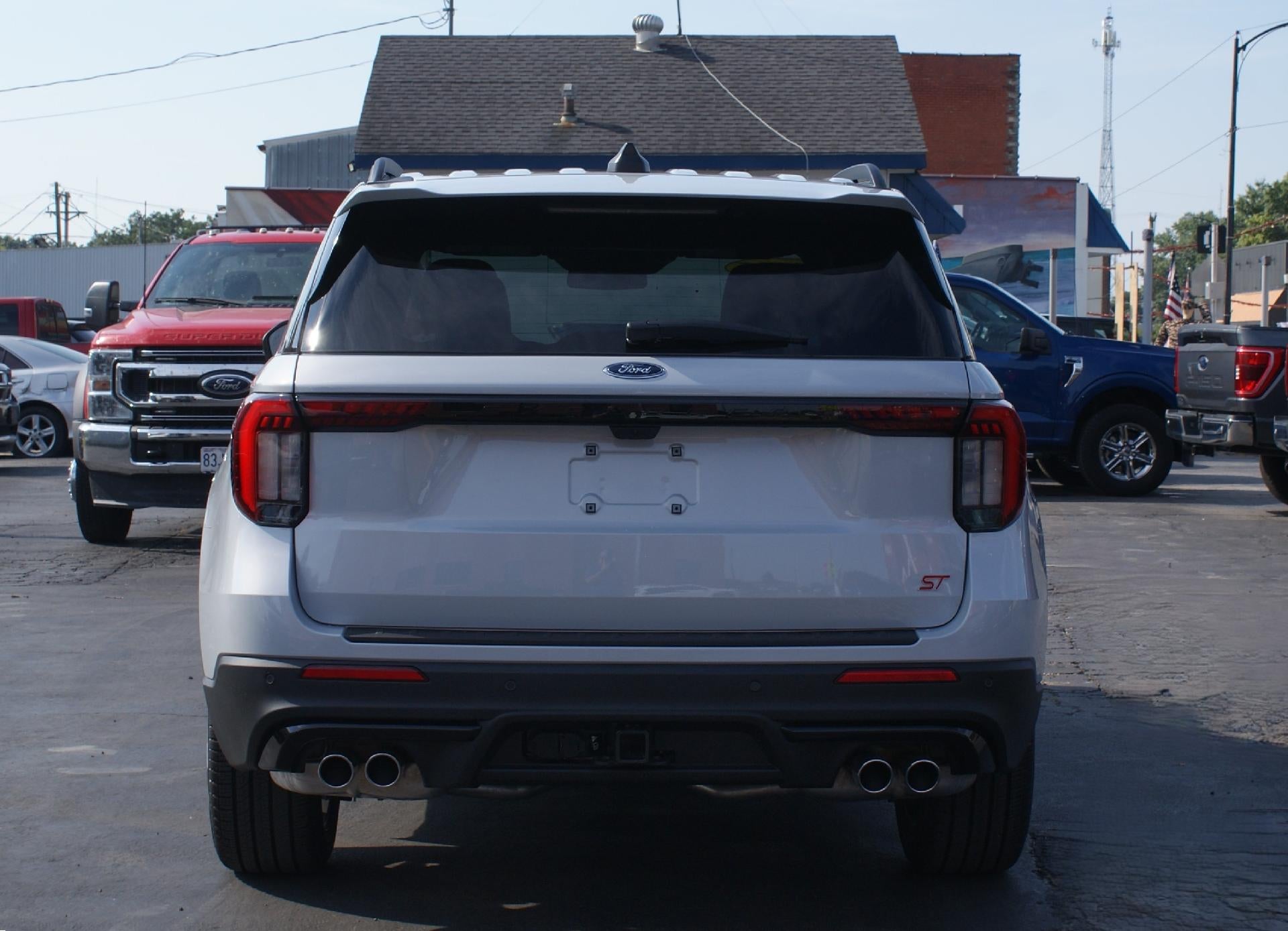 2026 Ford Explorer ST 4WD