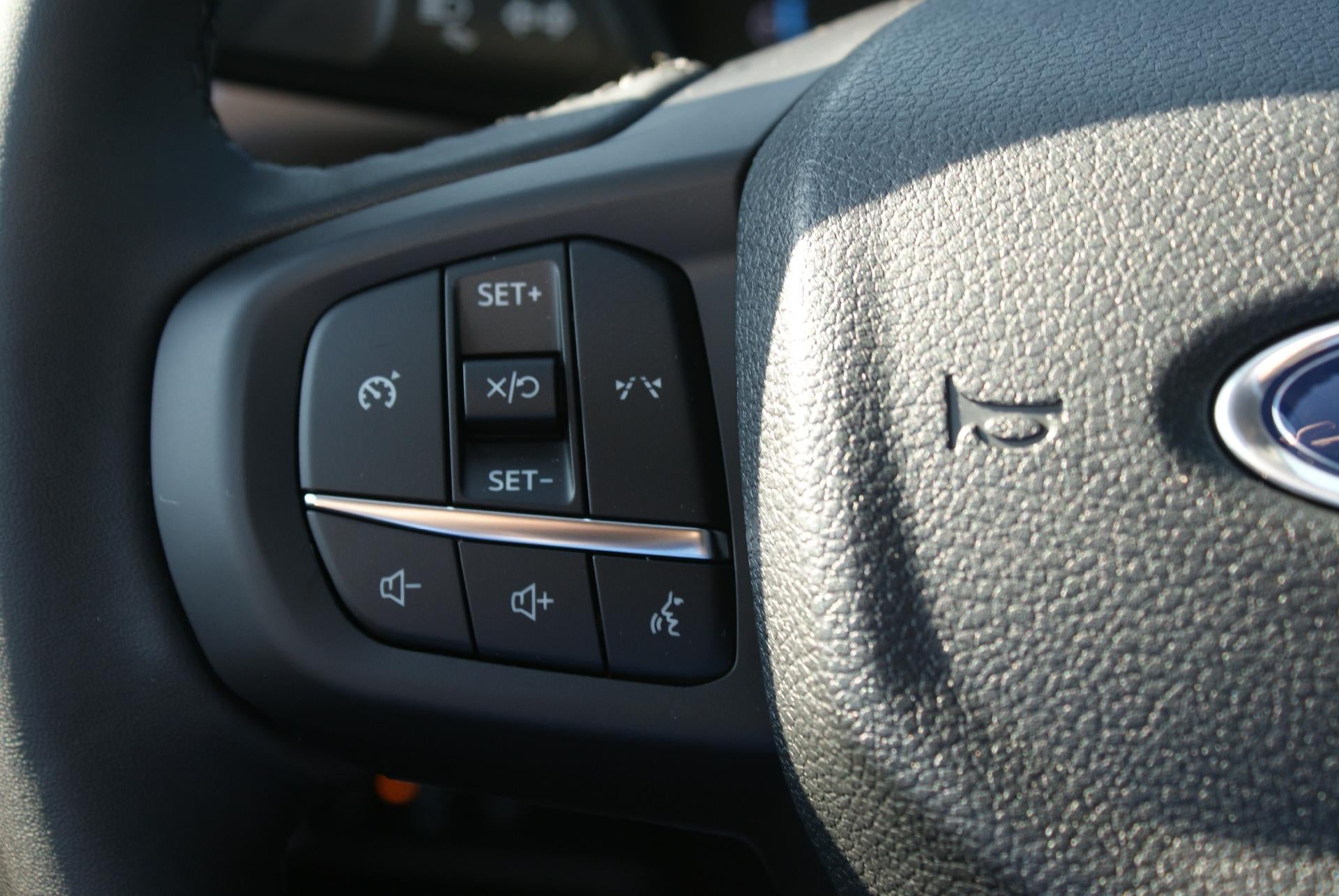 2025 Ford Ranger XLT 4WD SuperCrew 5' Box