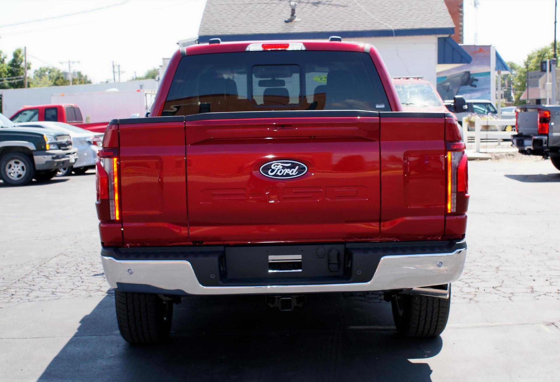 2025 Ford F-150 LARIAT 4WD SuperCrew 5.5' Box