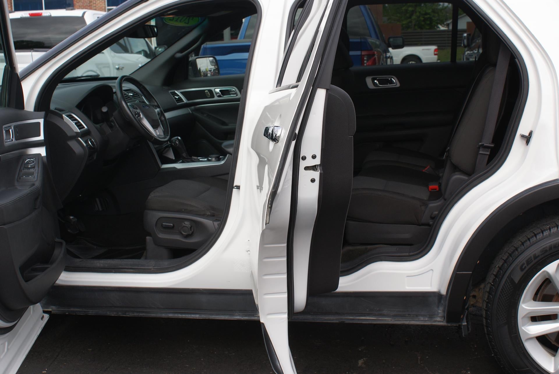 2012 Ford Explorer 4WD 4dr XLT