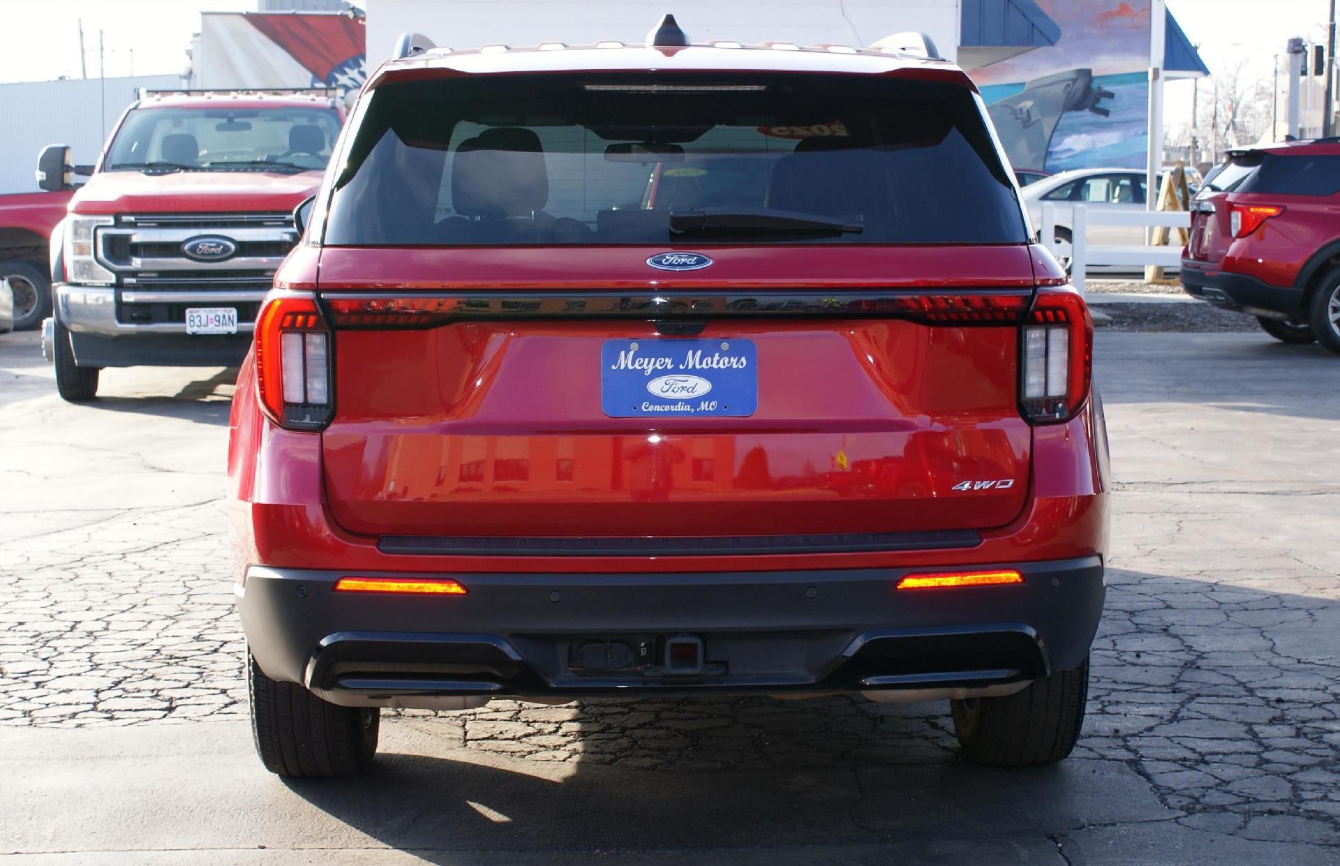 2025 Ford Explorer ST-Line 4WD