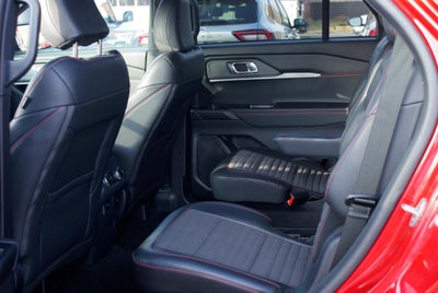 2025 Ford Explorer ST-Line 4WD