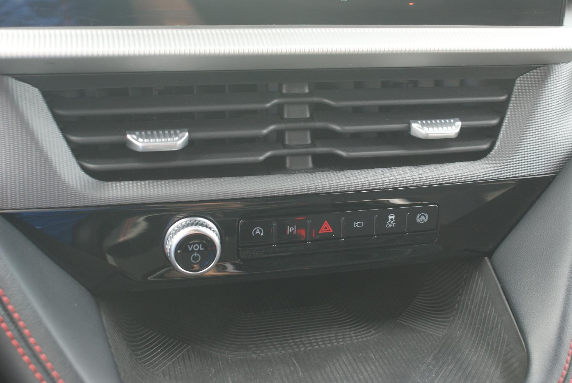2025 Ford Explorer ST-Line 4WD