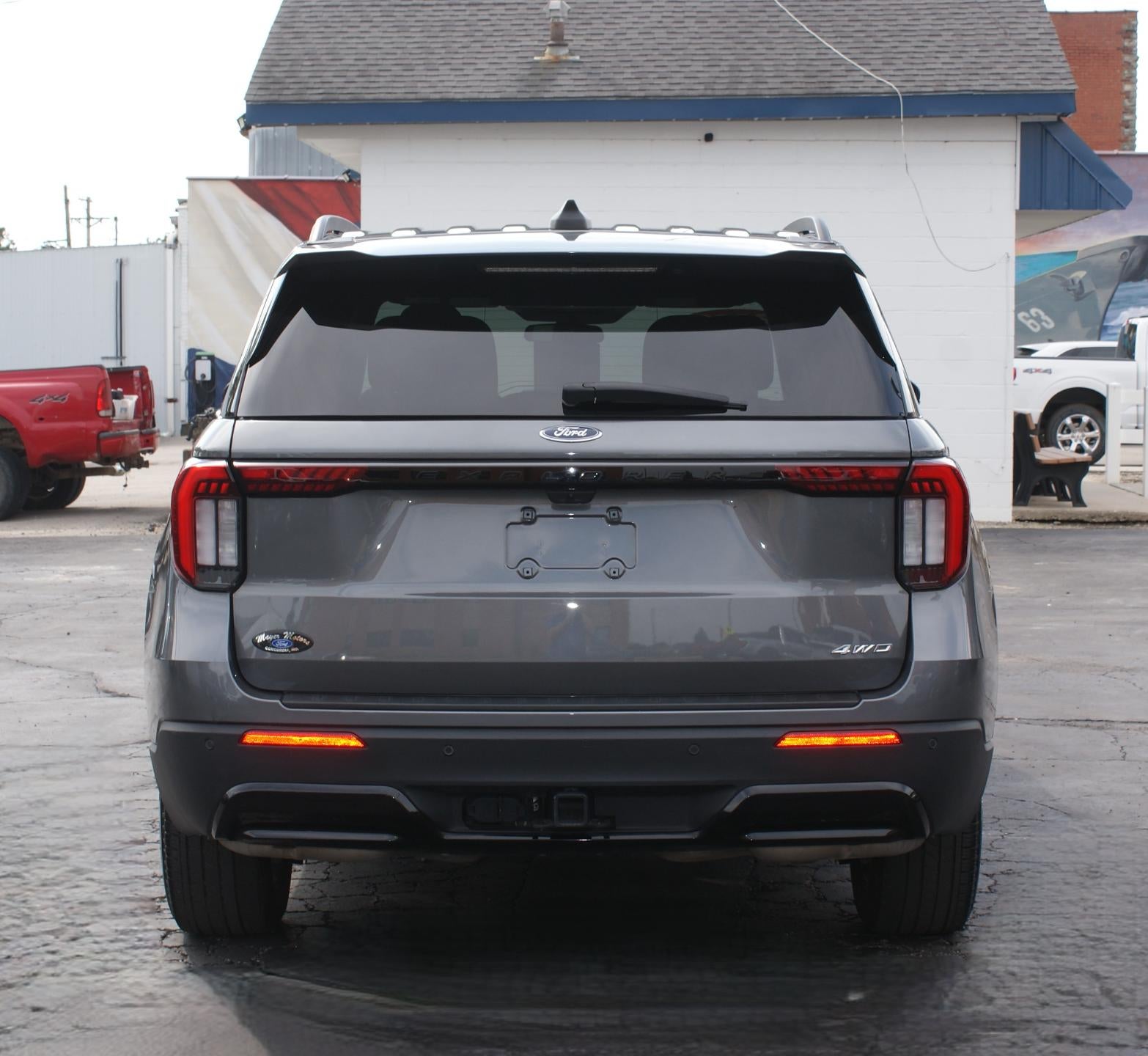 2025 Ford Explorer ST-Line 4WD
