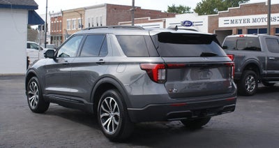 2025 Ford Explorer ST-Line 4WD