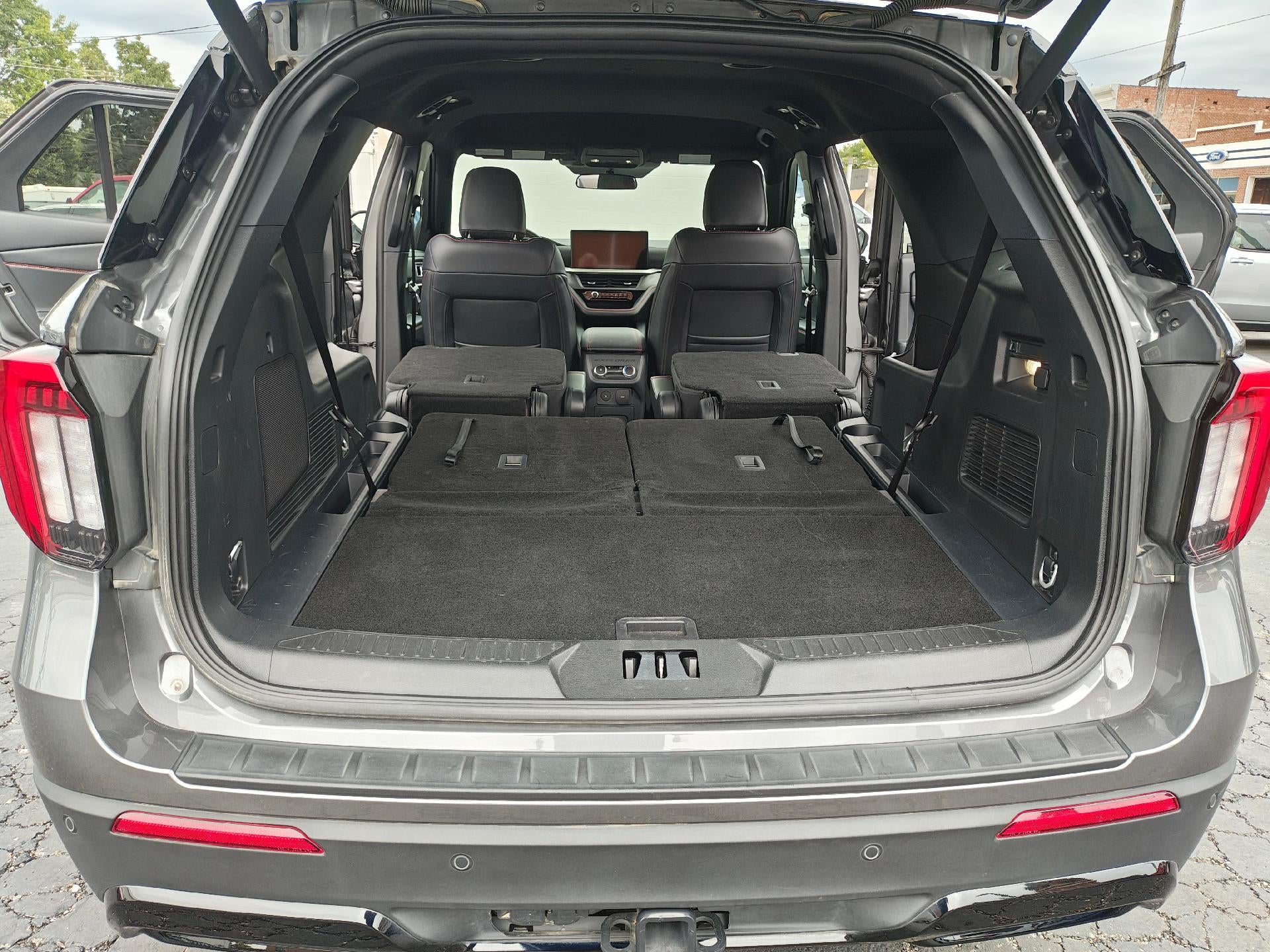 2026 Ford Explorer ST-Line 4WD