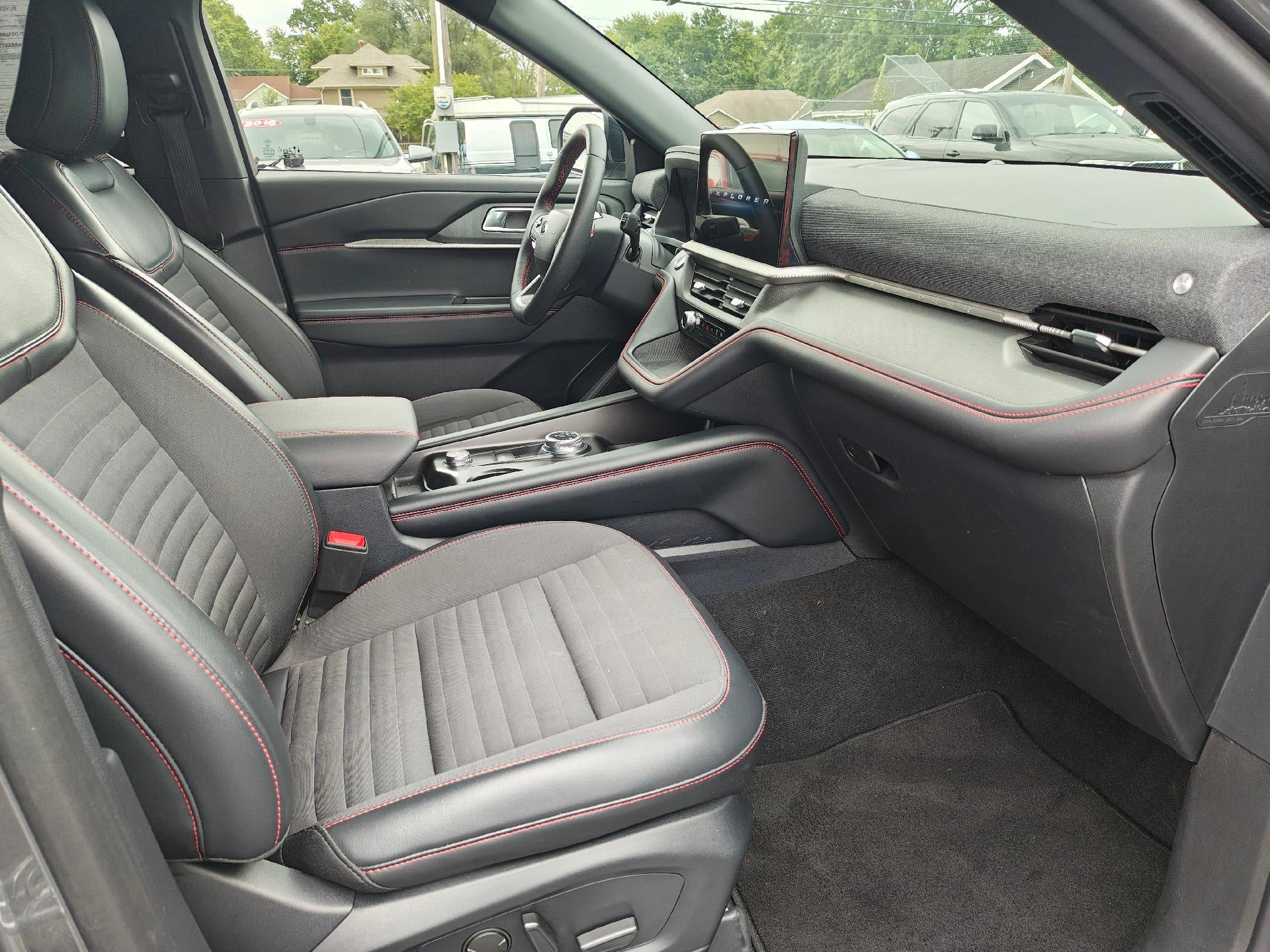 2026 Ford Explorer ST-Line 4WD