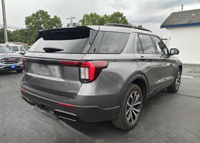 2026 Ford Explorer ST-Line 4WD