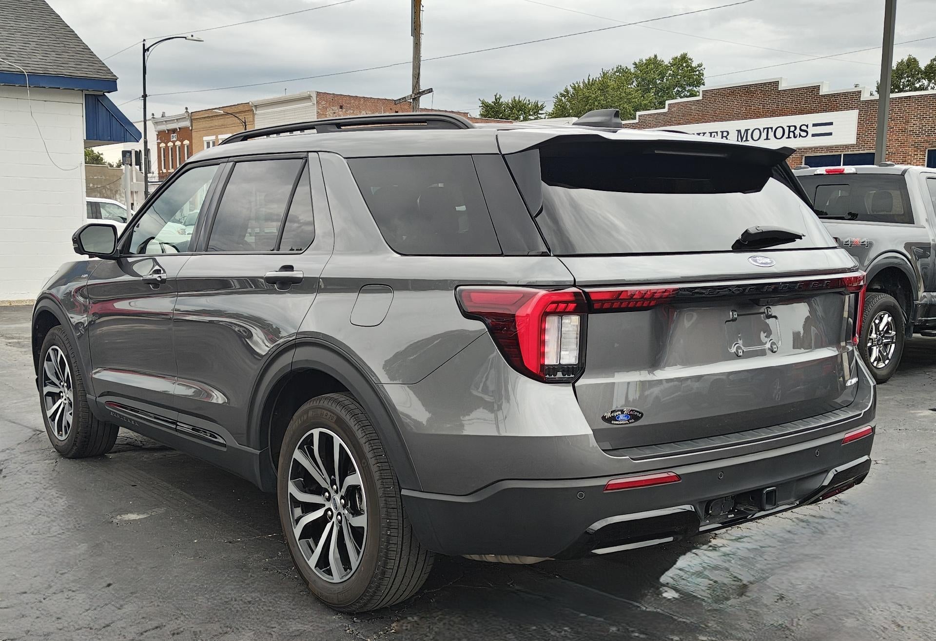 2026 Ford Explorer ST-Line 4WD
