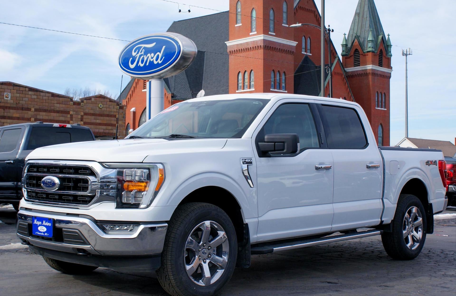 2023 Ford F-150 XLT 4WD SuperCrew 5.5' Box