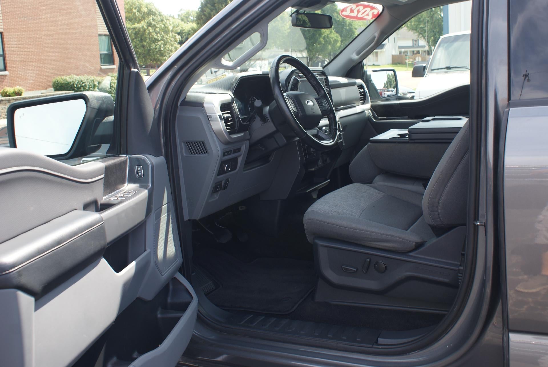2022 Ford F-150 XLT 4WD SuperCrew 5.5' Box
