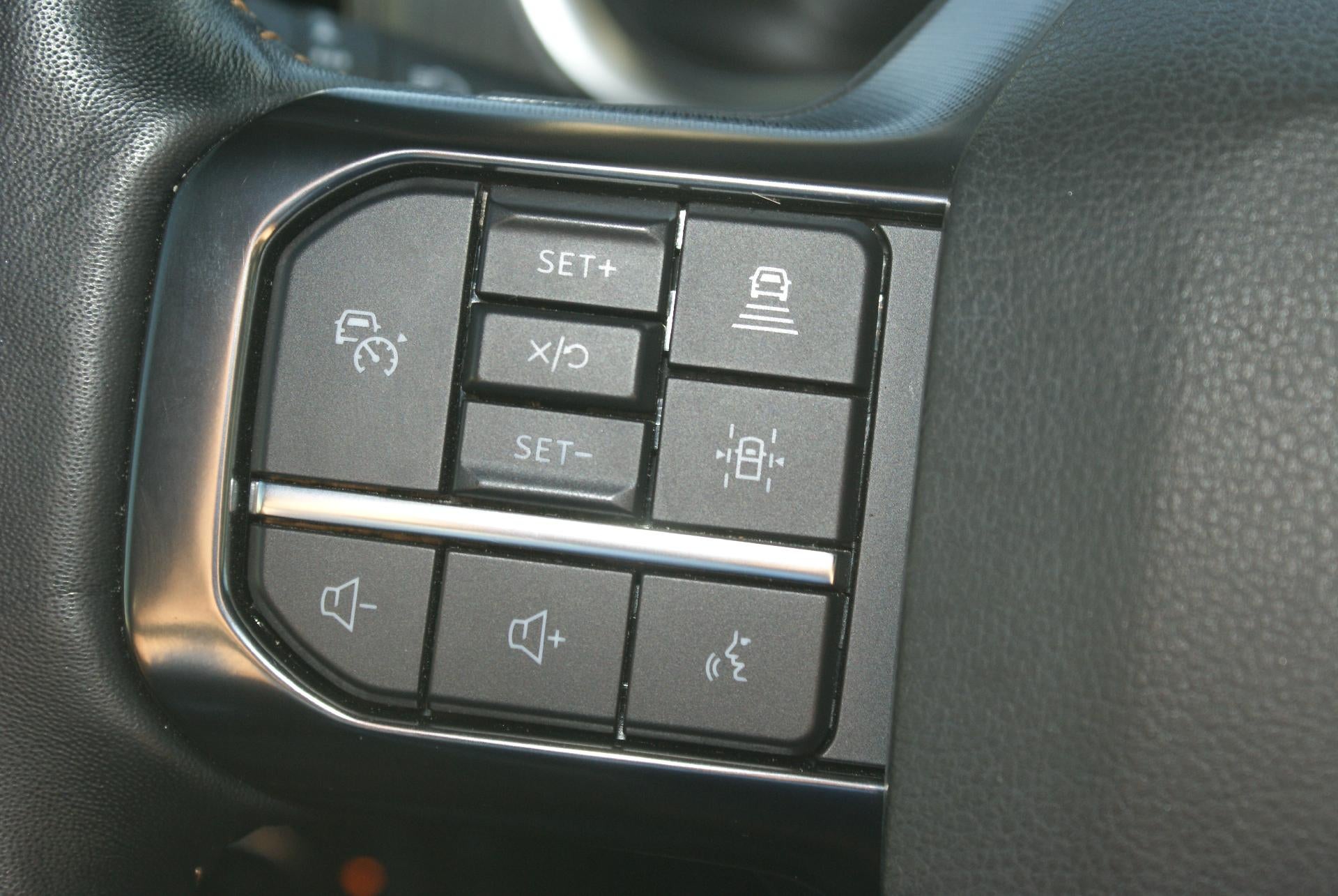 2022 Ford F-150 Platinum 4WD SuperCrew 5.5' Box