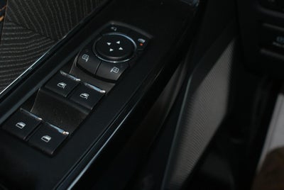 2022 Ford F-150 Platinum 4WD SuperCrew 5.5' Box