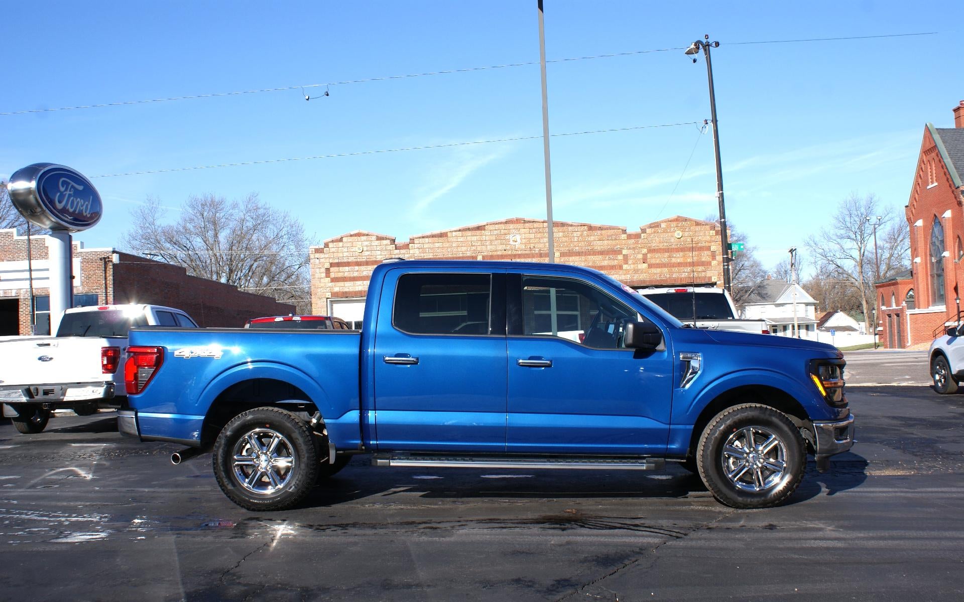 2025 Ford F-150 XLT 4WD SuperCrew 5.5' Box