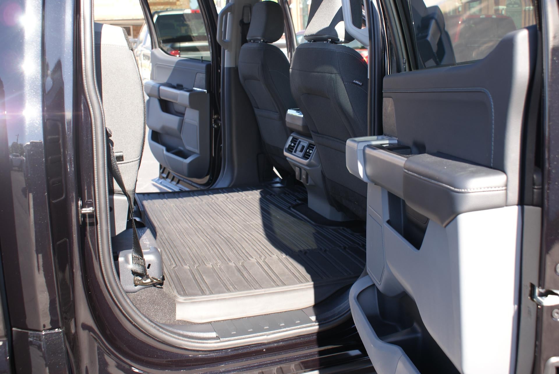 2024 Ford F-150 XLT 4WD SuperCrew 5.5' Box
