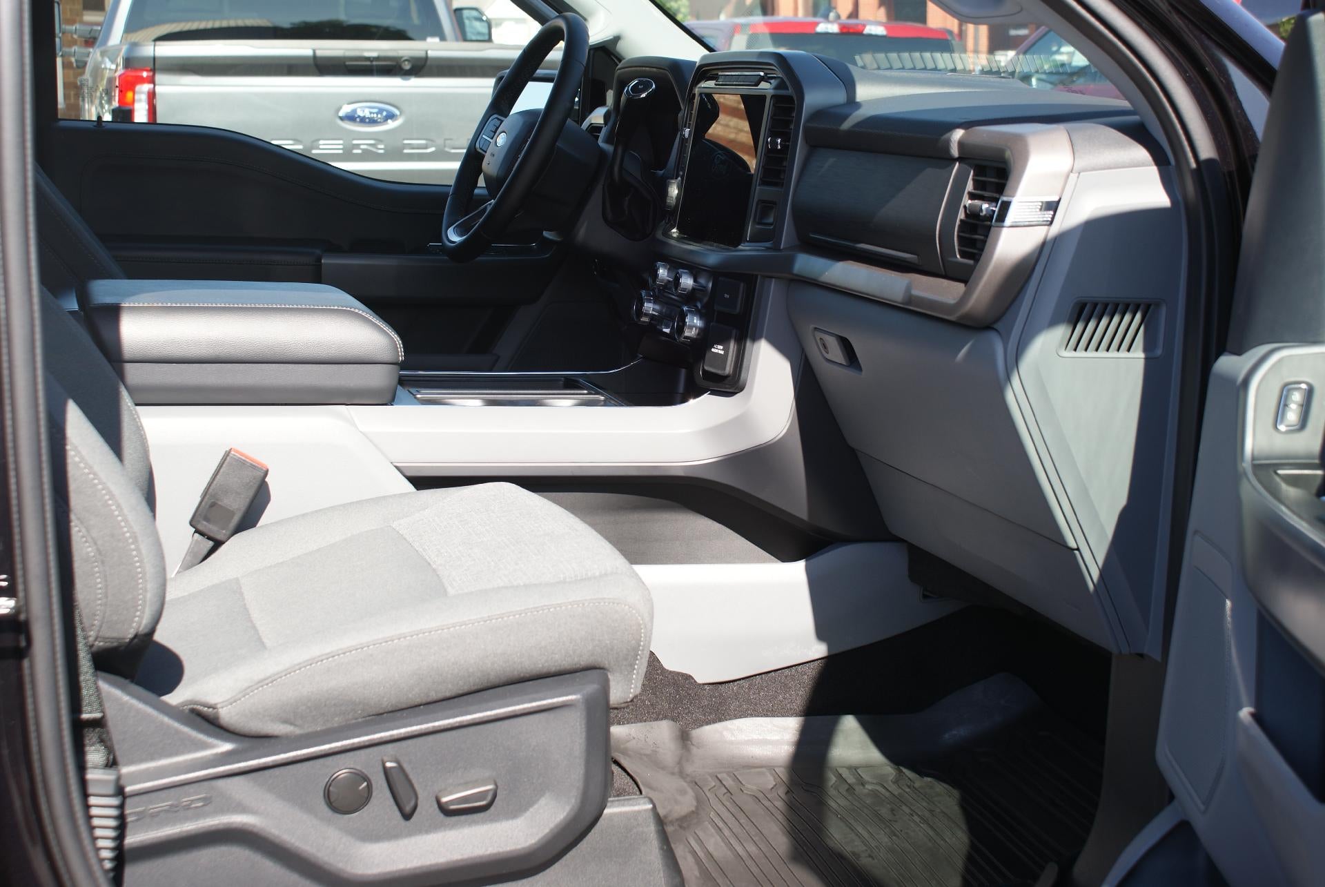 2024 Ford F-150 XLT 4WD SuperCrew 5.5' Box