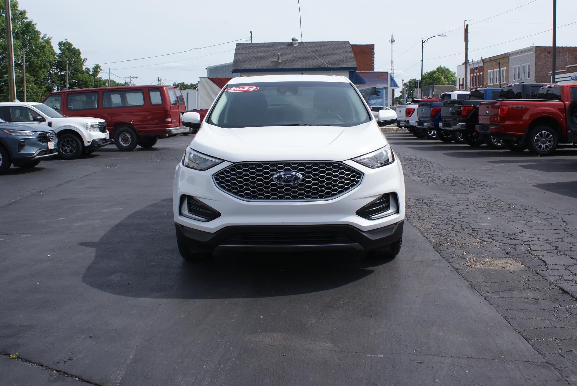 Used 2024 Ford Edge SEL with VIN 2FMPK4J92RBA93317 for sale in Kansas City