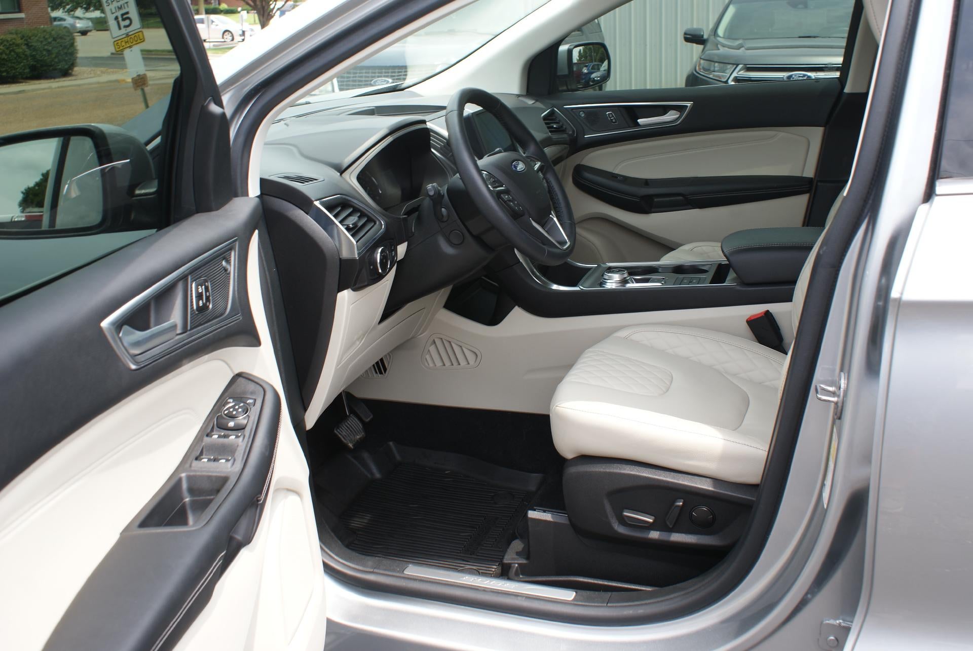 2023 Ford Edge Titanium AWD