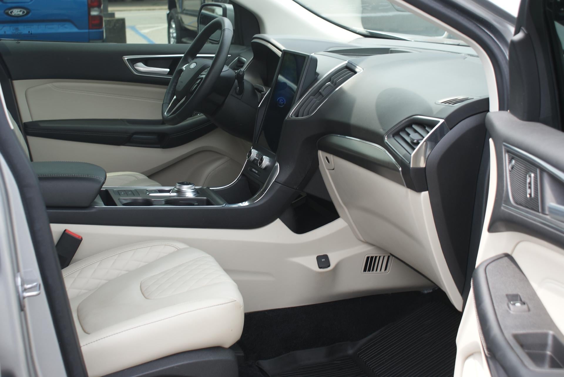 2023 Ford Edge Titanium AWD