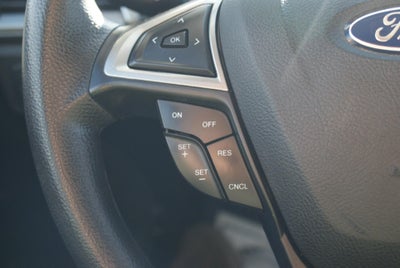 2017 Ford Fusion SE FWD