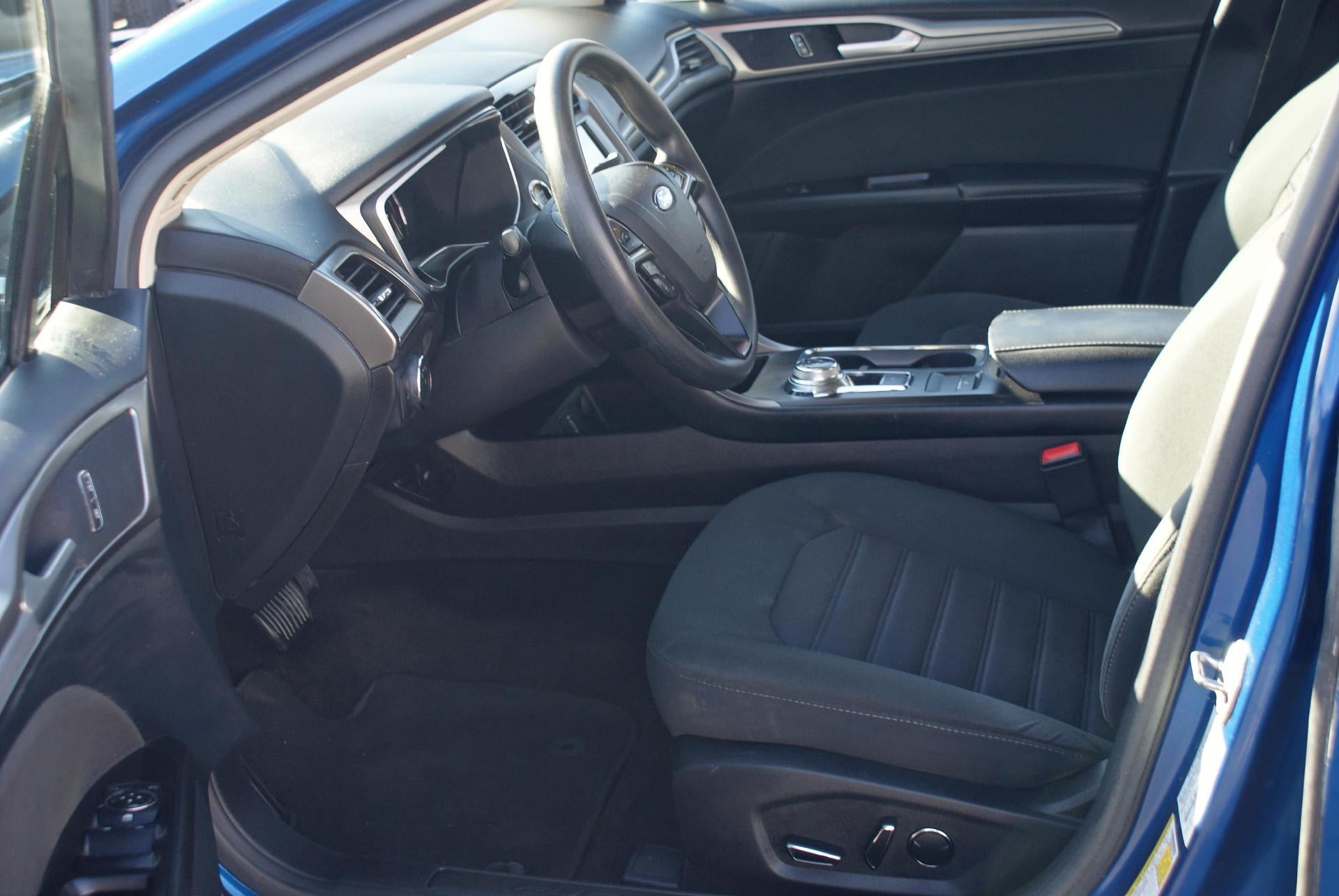 2017 Ford Fusion SE FWD