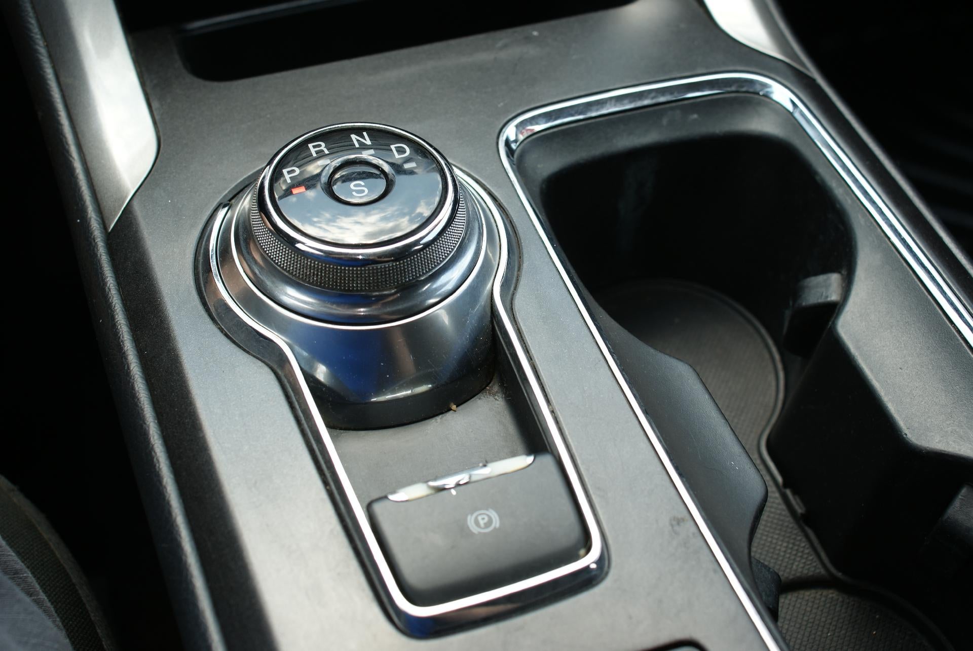 2017 Ford Fusion SE FWD