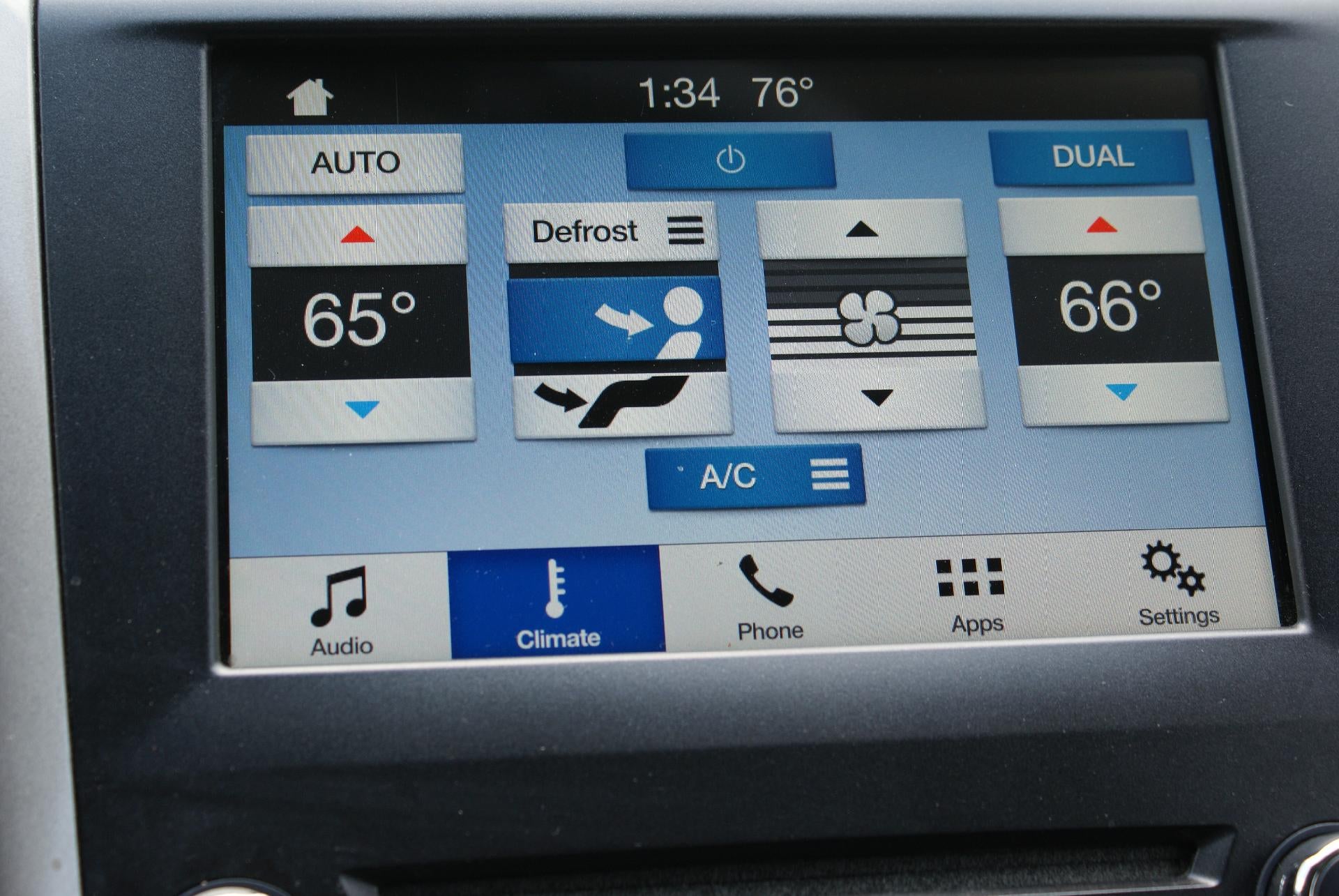 2017 Ford Fusion SE FWD