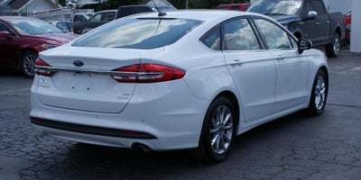 2017 Ford Fusion SE FWD