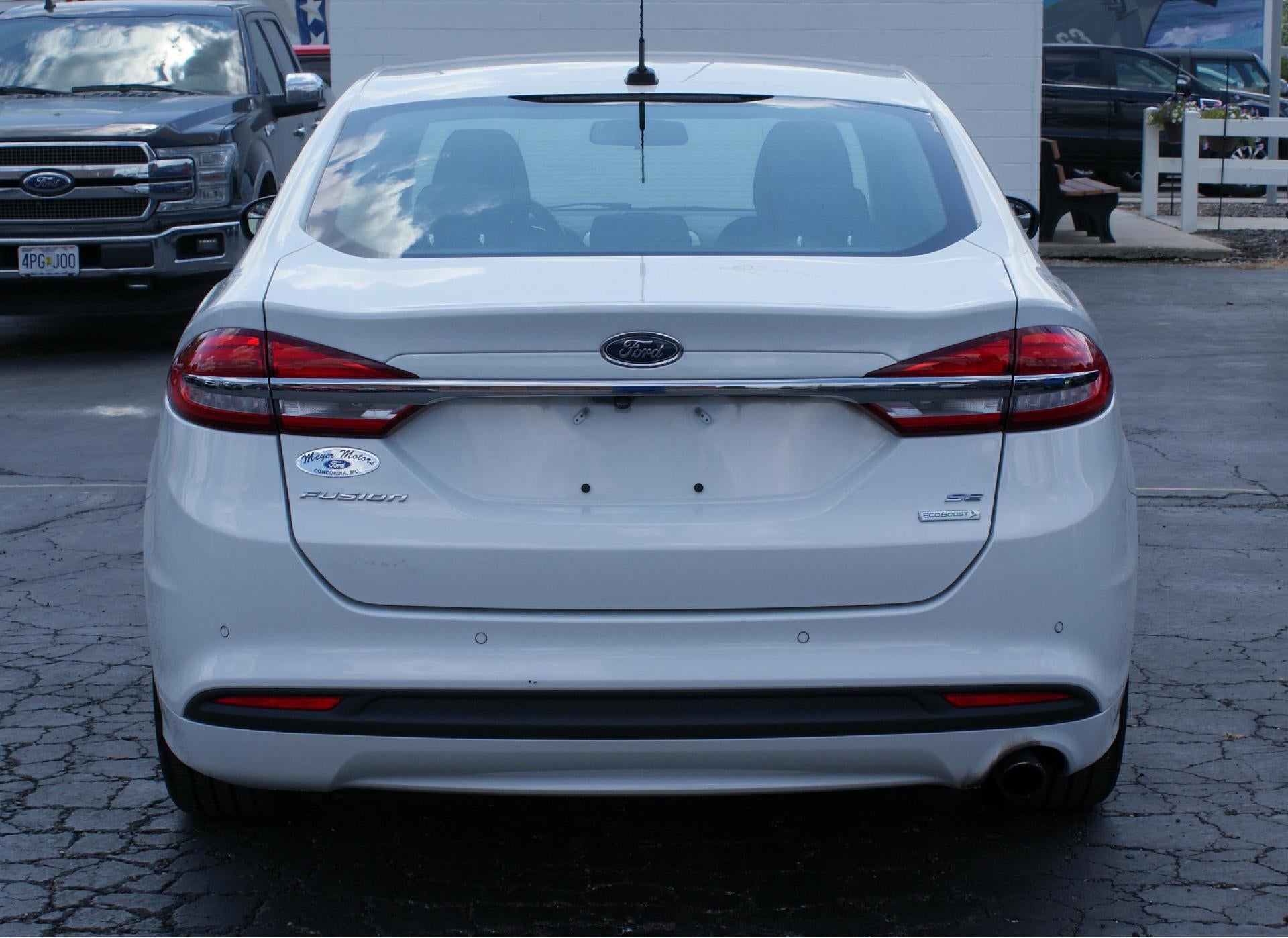 2017 Ford Fusion SE FWD